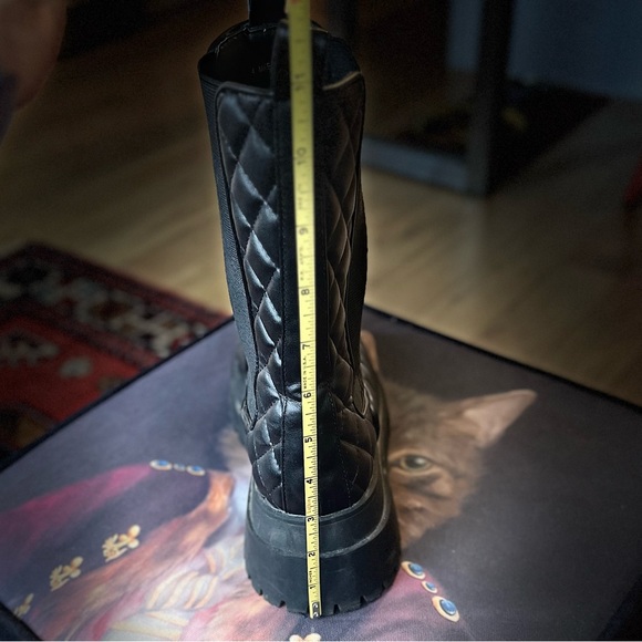 Public Desire women’s black quilted chunky Chelsea platform boots size 37 - Picture 4 of 5